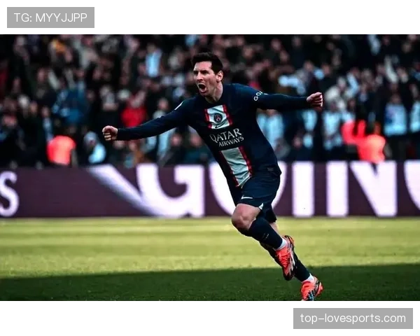 梅西离开巴萨后的战术适配与表现变化分析